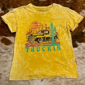 “Keep on Truckin” Yellow tie-dye Western Tee
